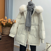 韩国今年流行的羽绒服女反季冬装大毛领小个子中长款加厚外套