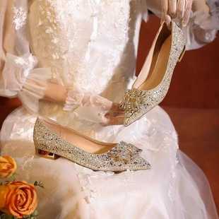 法式水晶平底婚鞋孕妇金色亮片，新娘鞋女秀禾主，婚纱两穿婚低跟单鞋