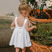 周岁女宝宝礼服夏季女童白色连衣裙洋气网红薄款露背棉麻背心裙子
