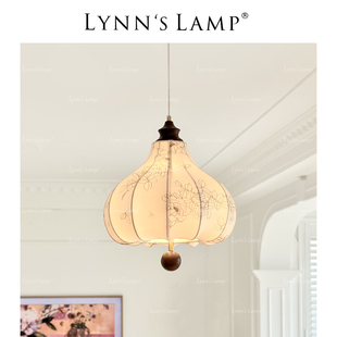 lynn's立意复古风法式卧室，布艺吊灯花纹中古餐厅吧台实木衣帽间