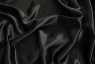 日本进口黑色缎面，垂坠柔滑亲肤透气三醋酸布料设计师连衣裙面料