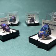 斑铜矿原石天然矿物晶体标本盒子猫矿石能量石晶宝石地质科普教学