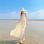 海边度假沙滩连衣裙2024吊带，长裙旅游白色，拍照适合雪纺仙海滩