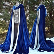 2023年冬季万圣节披风长款保暖加厚斗篷，宝蓝色双层外套大裙摆长袍