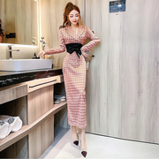 韩系风格穿搭女装裙子时尚气质西装领高级感女神范修身包臀连衣裙