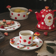 外单蘑菇立体日式手绘陶瓷釉，下彩咖啡杯碟，餐盘子双耳碗茶壶餐具