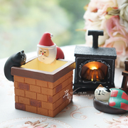 圣诞老人小礼物装饰暖炉烟囱，桌面可爱饰品，迷你微缩猫咪圣诞节摆件