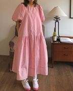 韩国chic气质嫩粉色显白撞色圆领纯色宽松泡泡袖下摆荷叶边连衣裙