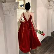 法式赫本小心机显白复古红色V领吊带大裙摆露背连衣裙晨袍礼服裙