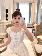 甜玫瑰rosecandy·泡芙塔塔·白色蝴蝶结蕾丝，蓬蓬公主袖连衣裙
