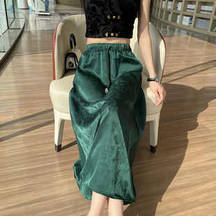 墨绿色新中式国风半身裙女夏季薄款高腰显瘦醋酸缎面中长款裙子