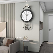 北欧钟表客厅简约个性创意时钟，高级感挂墙，家用玄关背景装饰画挂钟