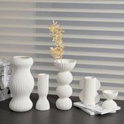 欧式轻奢白色陶瓷花瓶，插花干花家居，创意玄关餐厅桌面装饰摆件