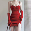 圣诞新年生日红色修身小礼服2024气质性感包臀连衣裙显瘦女