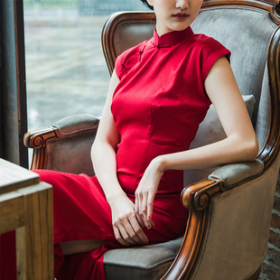 复古新中式传统红色暗纹新娘修身长，款敬酒服旗袍日常小礼服中国红