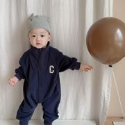 新生婴儿连体衣服男宝宝韩版休闲运动哈衣外出爬服满月百天1周岁