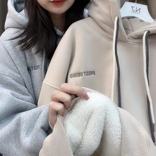 秋冬季羊羔绒连帽保暖卫衣女宽松百搭加绒加厚休闲套头外套潮