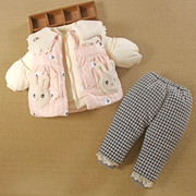 0一1岁女宝宝秋冬装，外出三件套加厚羽绒，棉衣婴儿服分体款外套装季