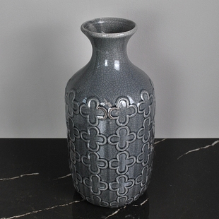 欧式现代新古典陶瓷烟灰色浮雕花纹小口花瓶北欧家居台面软装饰品