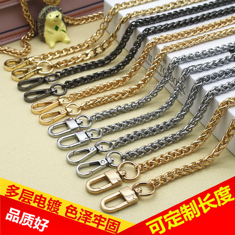 金属色斜挎小包