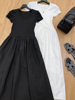  气质芭蕾风时髦洋气超显瘦U领黑白短袖拼接伞裙连衣裙