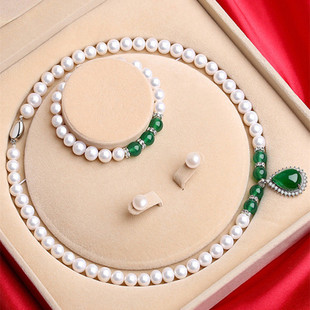 珍珠项链天然淡水珍珠，纯银镶绿玉髓项链吊坠，送妈妈婆婆母亲节生日