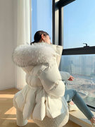 2022冬季韩版白鹅绒大毛领短款白色羽绒服女洋气显瘦收腰外套
