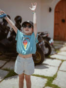 史豌豆女童卡通印花T恤2024夏季洋气女宝宝收腰下摆短袖上衣