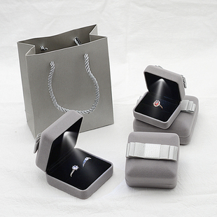 项链盒子礼物盒高档戒指盒，对戒盒手链盒子手镯，盒耳钉盒子耳环盒