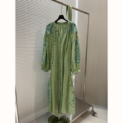 粉猫家 100%亚麻小众设计显白果绿色镂空刺绣V领度假风连衣裙长裙