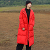 款羽绒服2023冬季红色，连帽宽松大码加厚保暖长款外套