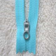 湖蓝色13厘米短拉链小袋子，羽绒服棉衣口袋领口门襟装饰用拉链