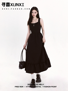 寻喜xunxi法式高级感黑色，无袖吊带连衣裙，女春夏气质小黑裙裙子