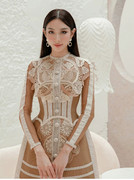 越南小众秋季蕾丝水溶花镂空连衣裙长袖收腰显瘦棕色短裙子