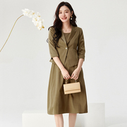 奥特莱斯品牌折扣女装春季七分袖，上衣外套+纯色吊带裙两件套装