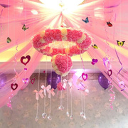 新婚结婚拉花婚房装饰卧室吊顶，花球挂饰场景，布置欧式房间气球用品