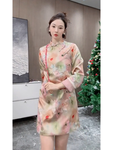 新中式女装打底内搭旗袍高级感超好看国风改良绿色连衣裙子秋冬款