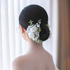 新娘头饰白色森系花朵，盘发发夹唯美简约婚纱礼服配饰仙美造型发饰