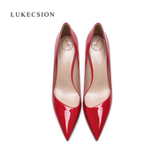 lukecsion红色高跟鞋，2023年真皮性感漆皮，斜口尖头8cm细跟单鞋