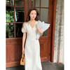 zhuyiyi白色拼接蕾丝收腰显瘦v领气质修身法式连衣裙女夏2024
