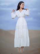 新疆沙漠旅游白色连衣裙收腰显瘦气质仙女长裙海边度假裙沙滩裙子