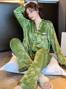 金丝绒睡衣女士高级感纯家居服，长袖时尚外穿绿色，2023秋季套装