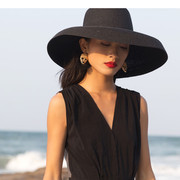 时装周法式赫本风大檐灯罩，草帽暗黑系复古沙滩，帽百搭遮阳帽女夏潮