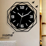 北欧钟表现代简约创意挂钟，装饰客厅家用静音个性数字免打孔时钟