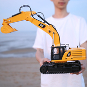 cat卡特彼勒遥控挖掘机玩具车，儿童电动工程车勾机模型，挖土机男孩