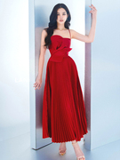 越南设计师气质立体花朵大摆红色礼服裙敬酒服吊带百褶连衣裙女