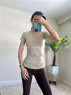国现lululemon Swiftly Tech Short Sleeve 瑜伽经典短袖T恤2.0