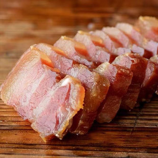 农家自制五花肉腊肉，正宗土猪肉腌肉年货咸肉，风干晾晒传统腊味