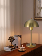 轻奢花苞床头灯现代简约卧室书房，桌灯北欧设计师创意书桌装饰台灯