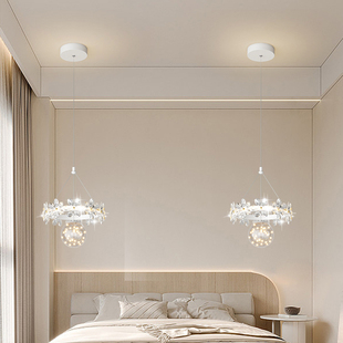 卧室床头吊灯创意水晶花瓣房间，灯简约温馨浪漫满天星走廊过道灯具